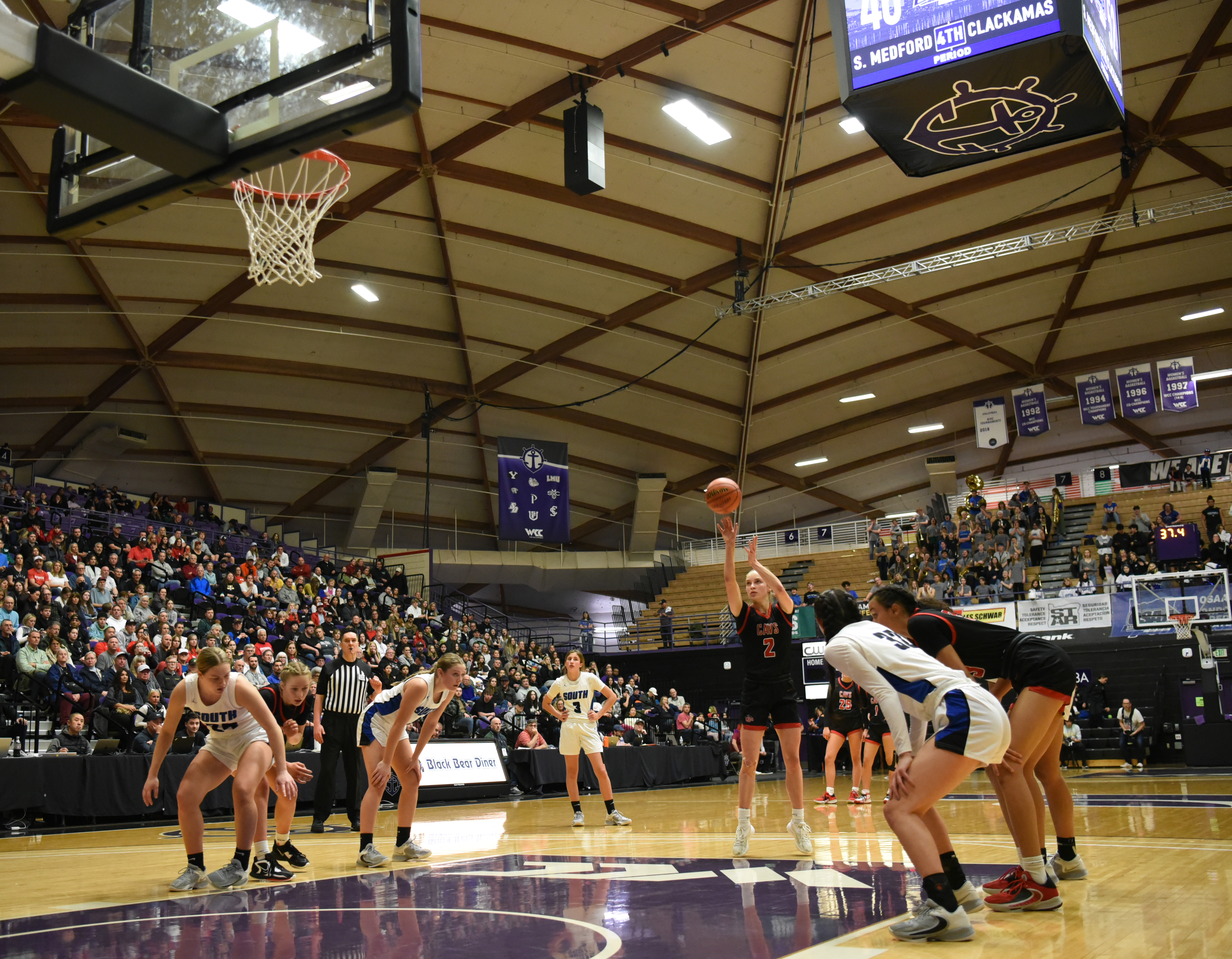 South Medford Clackamas 6A Oregon girls basketball final Taylor Balkom 20